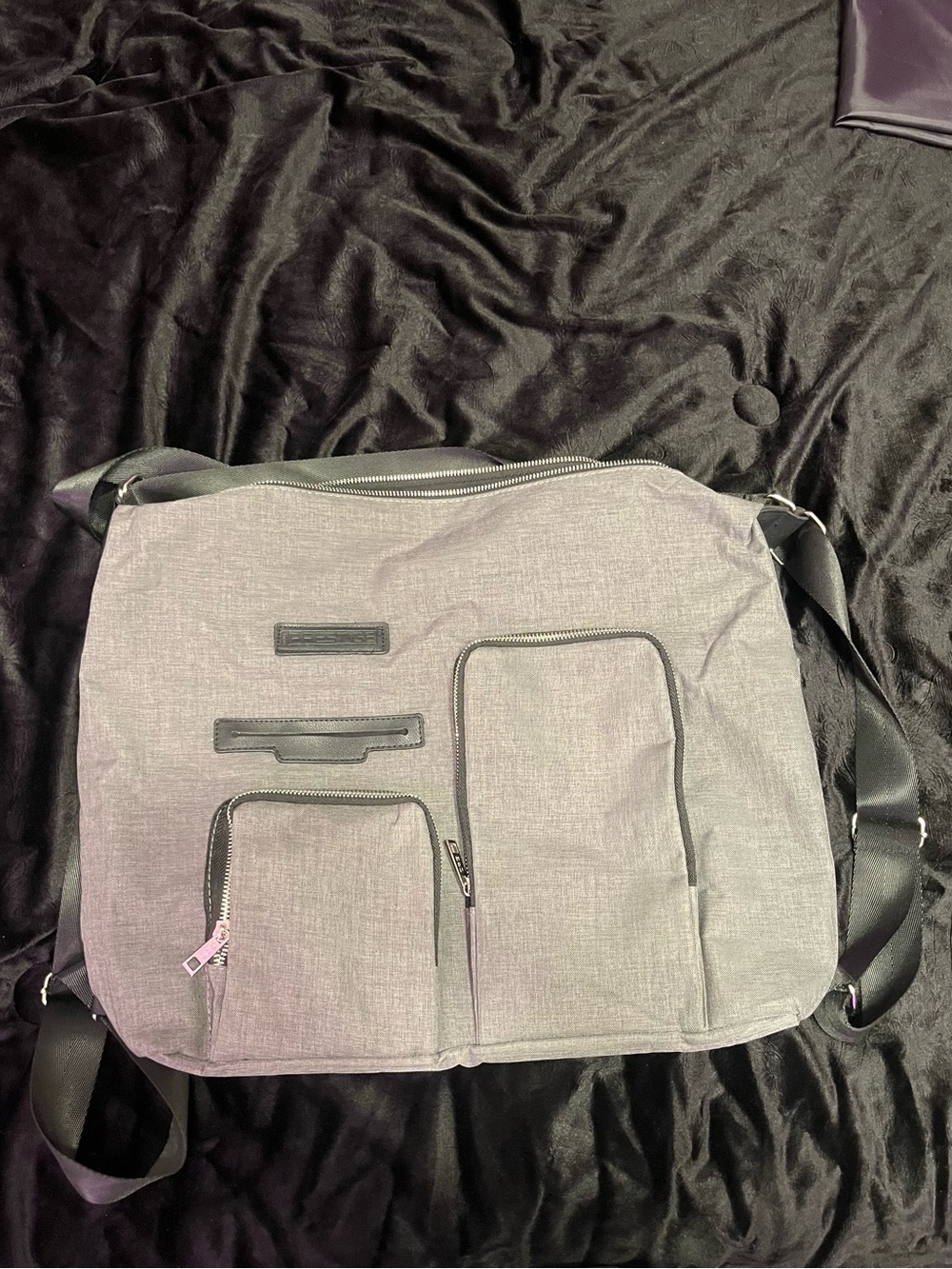 Men's Gray Messenger Bag with Multiple Pockets